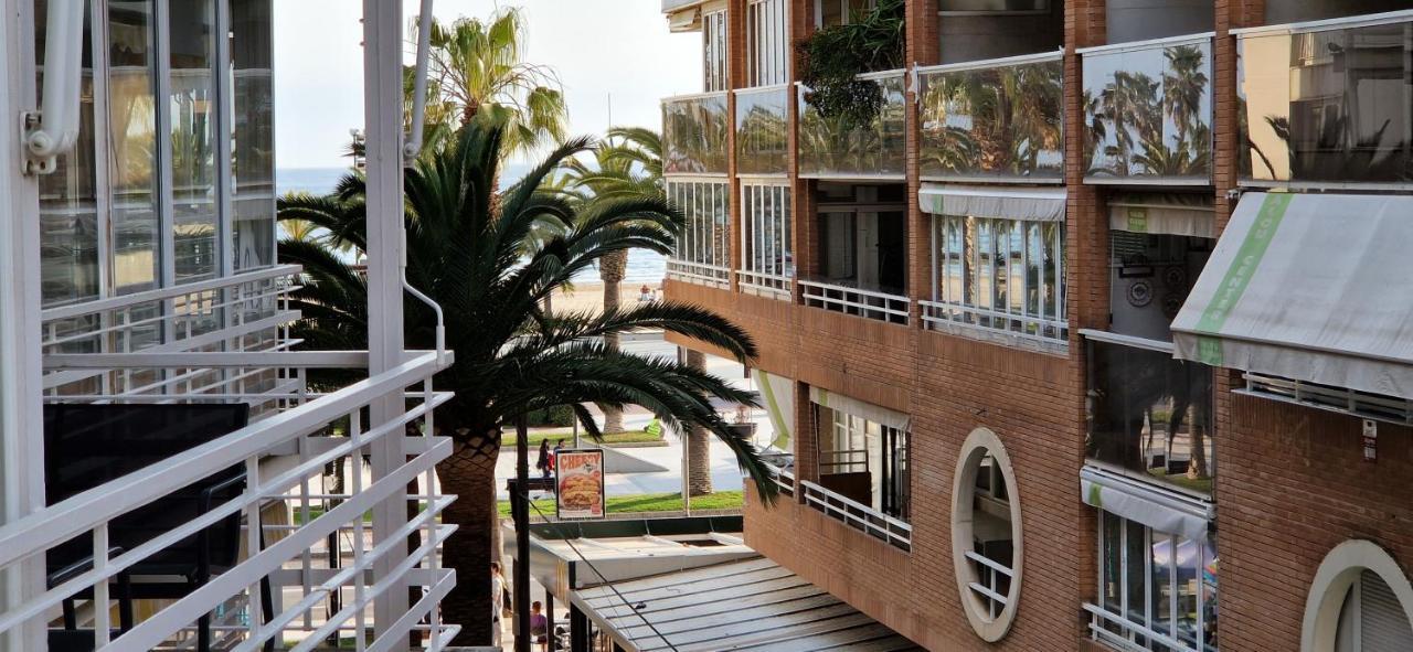 Saloutrip - Alexis I Apartamento Exterior foto